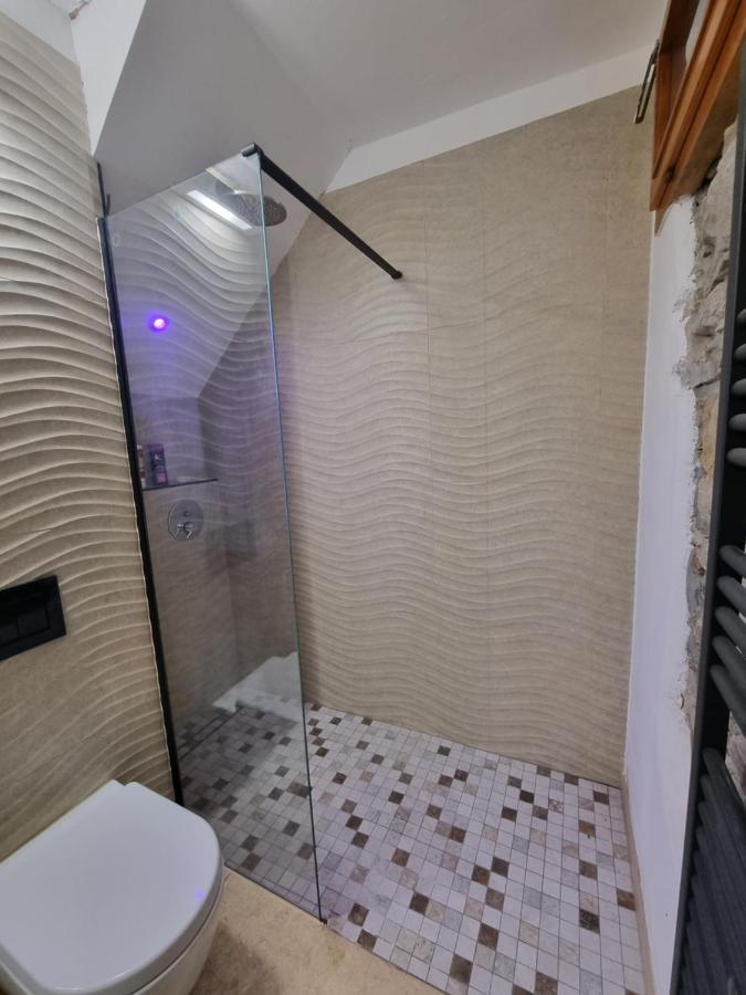 Il Rustico Villa Maccagno Exteriör bild